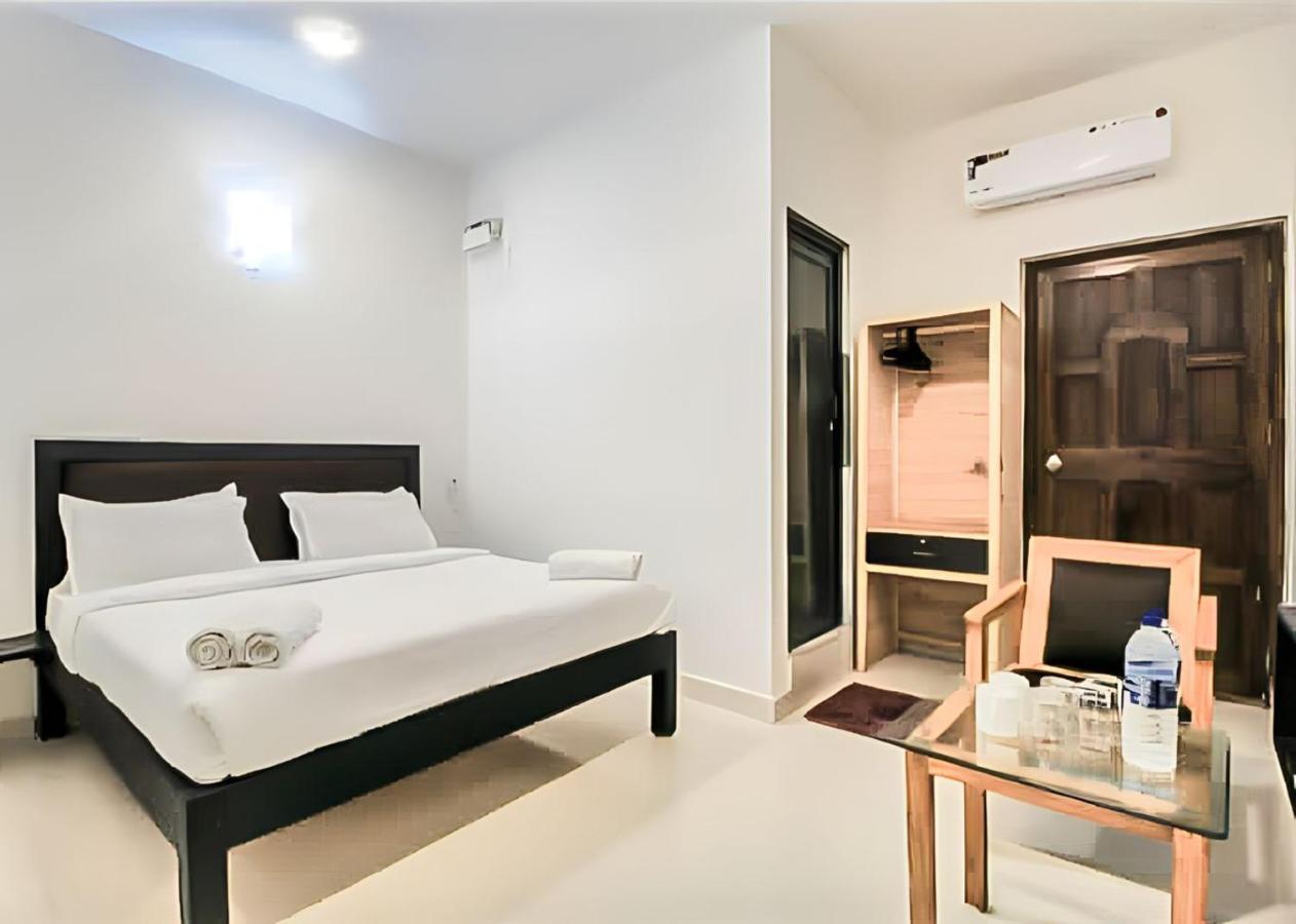 Calangute Turista Hotel Luaran gambar