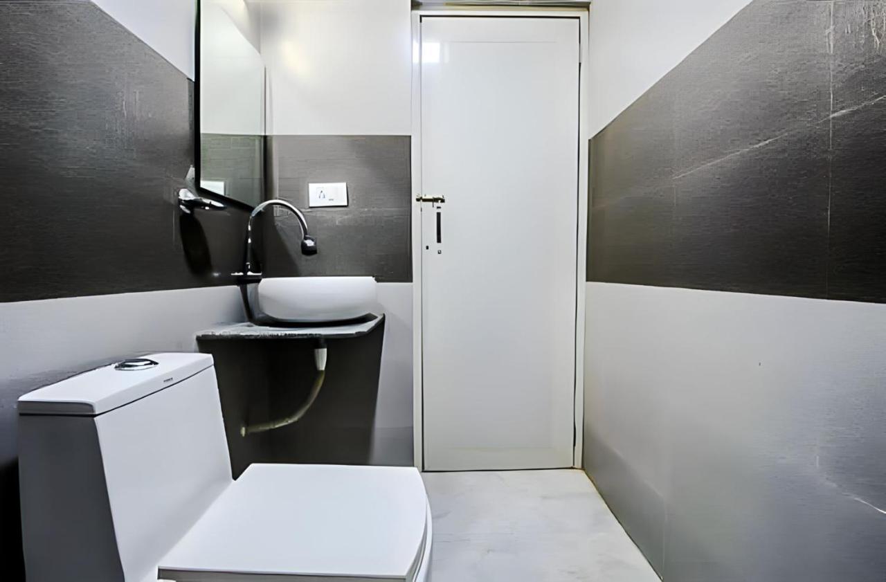 Calangute Turista Hotel Luaran gambar