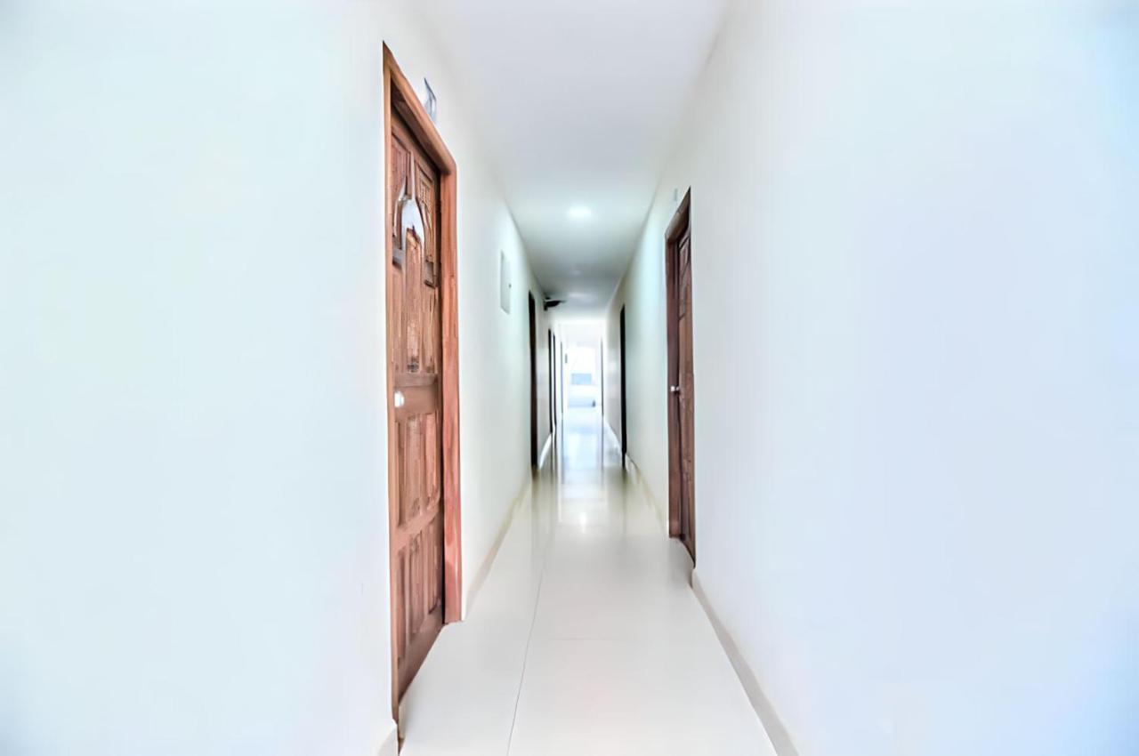 Calangute Turista Hotel Luaran gambar