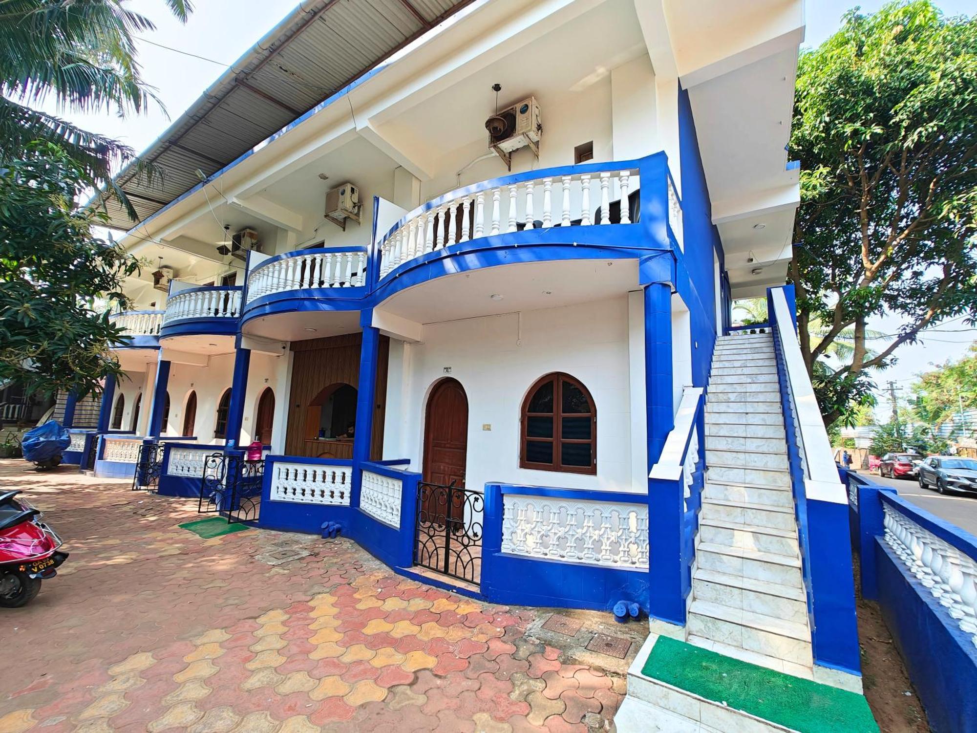 Calangute Turista Hotel Luaran gambar