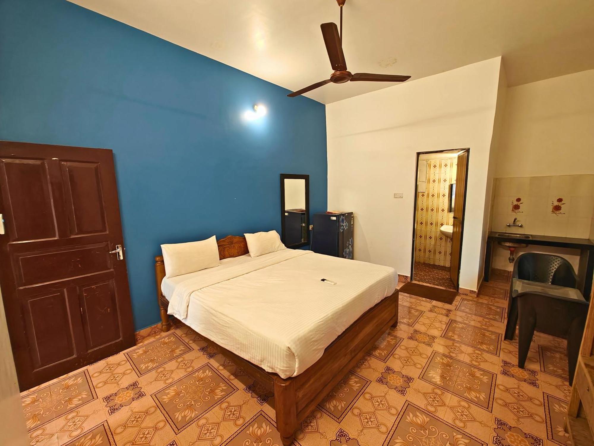 Calangute Turista Hotel Luaran gambar