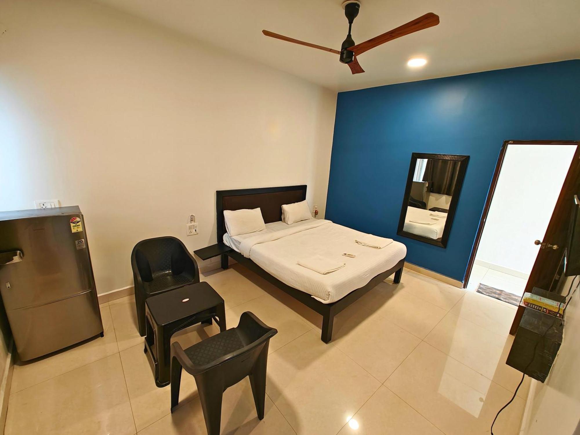 Calangute Turista Hotel Luaran gambar